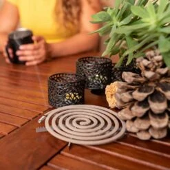 LIFESYSTEMS Mosquito Coils -Outdoor Camping Shop go 114603 c