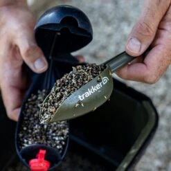 TRAKKER Bait Scoop Set -Outdoor Camping Shop go 423857 g